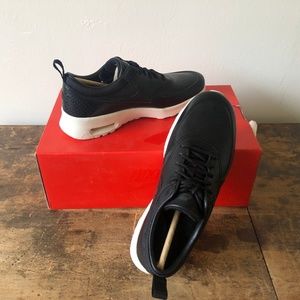 NIKE WOMEN'S AIR MAX THEA PINNACLE LEATHER SZ 7